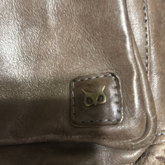 🐾Wise Owl Metallic Grey Crossbody Bag - Picture 10 of 10